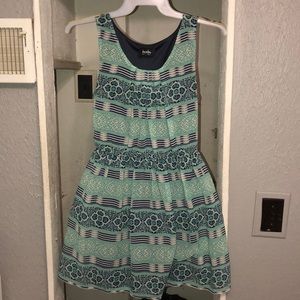 Sleeveless dress